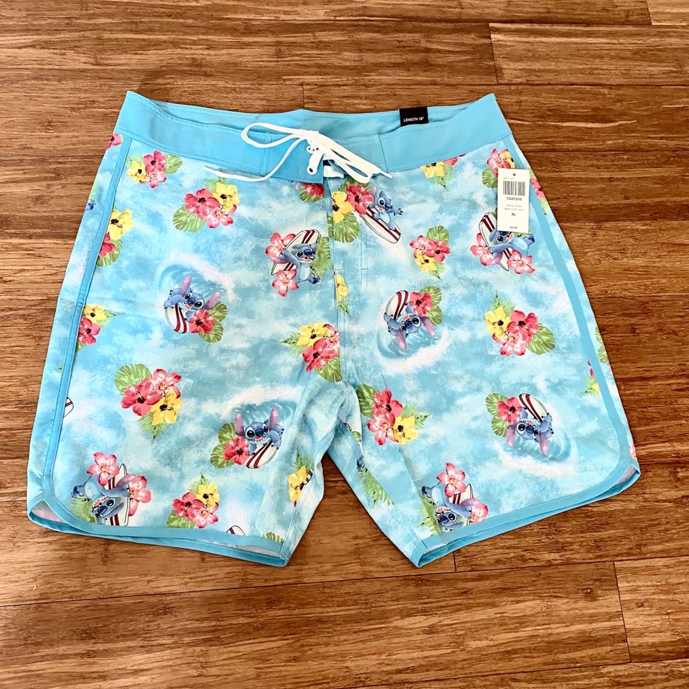 Hot Topic Lilo & Stitch Mens Swim Trunks Brand New